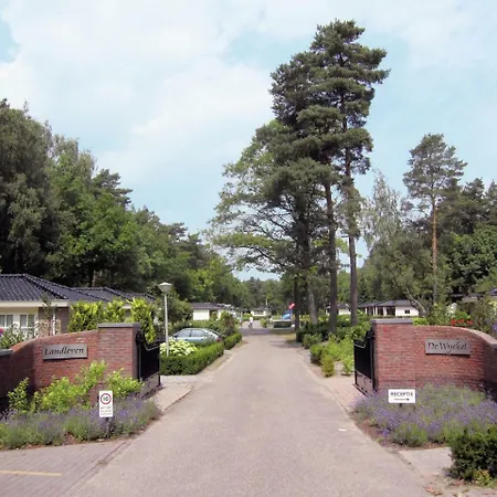 Landleven De Wyckel 2 בקתה Oldebroek